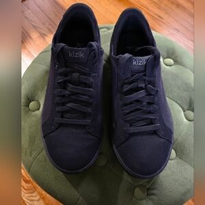 KIZIK Men's Black Sneakers